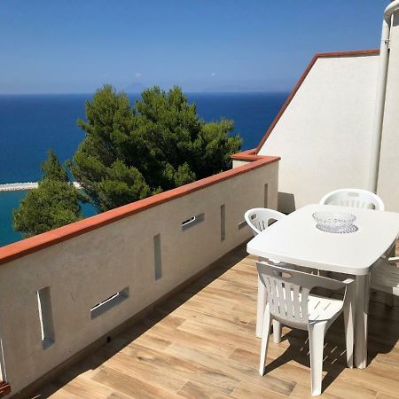 Appartamento Vista Mare 카포오를란도 외부 사진